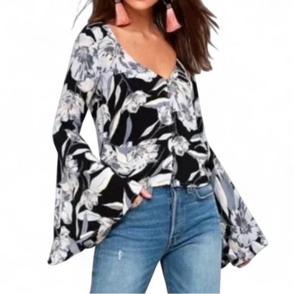 Billabong Pretty Daylight Grey Floral Crop Top S